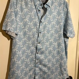 Ted Baker size 6 Light Blue Leaf Pattern Shirt